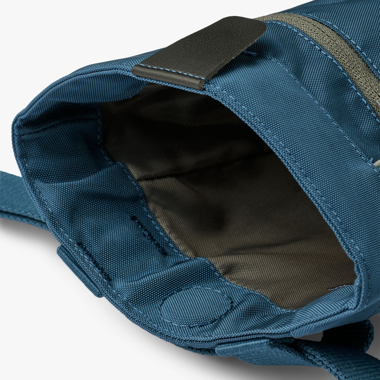 DOG Copenhagen treat bag Ocean Blue